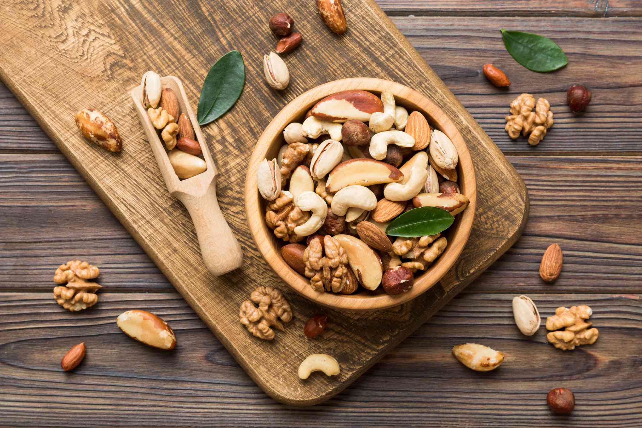 Raw Nuts vs. Roasted Nuts: Which Is Healthier?