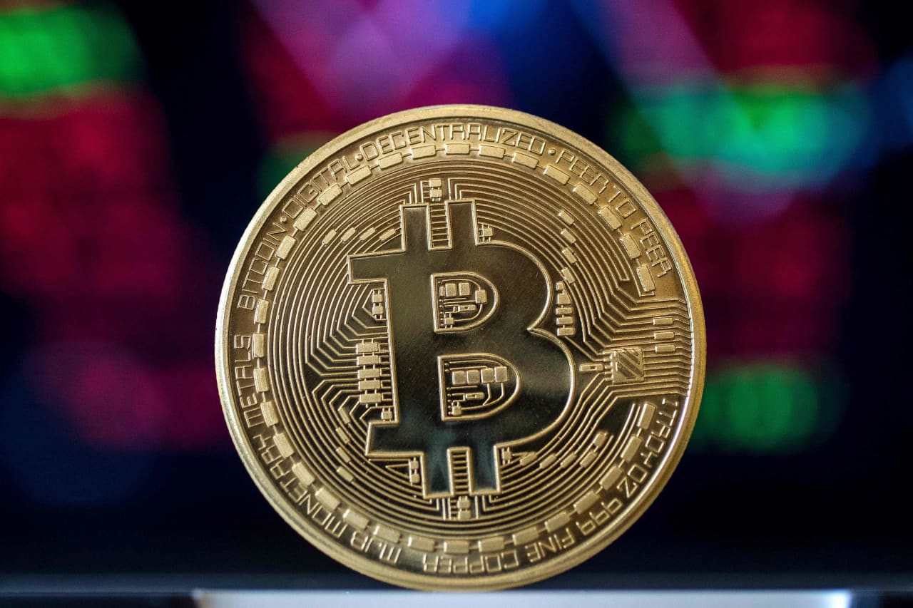 Bitcoin bounce soothes bear-market fears. But beware if it falls below ,000.