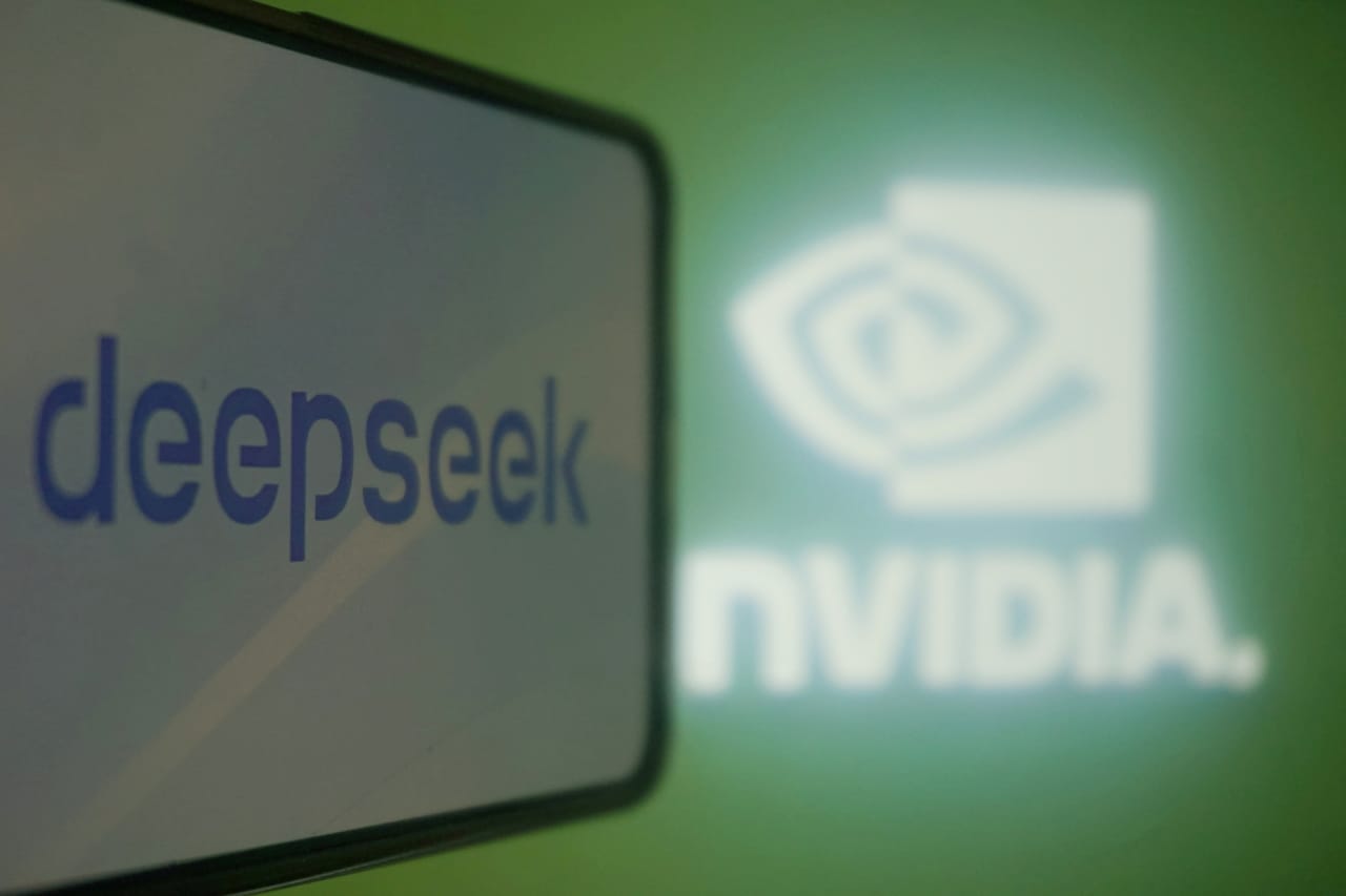 Tech stocks see worst week in months after ‘nobody saw DeepSeek coming’ amid AI mania