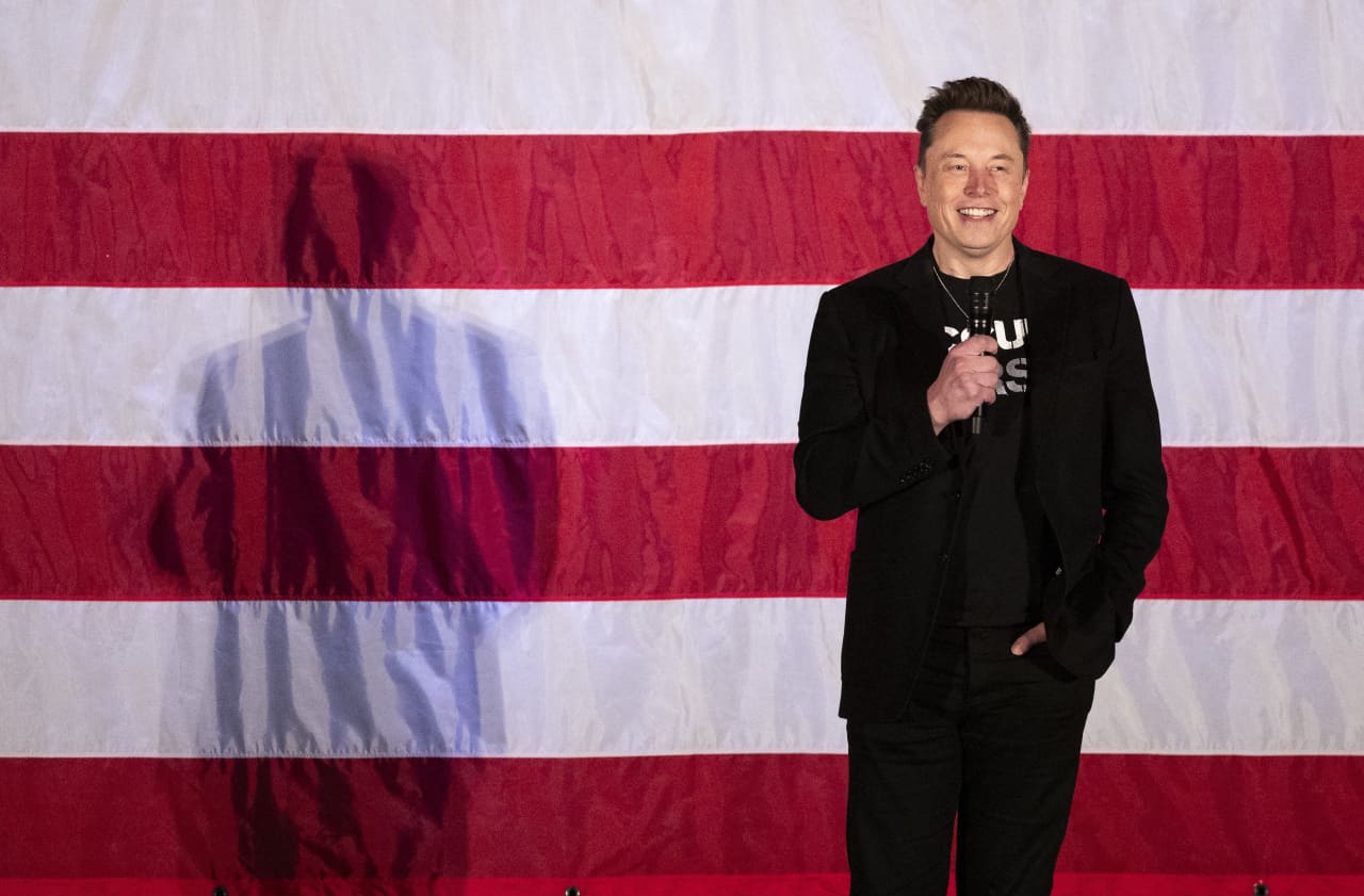 TikTok is the last thing Elon Musk needs right now