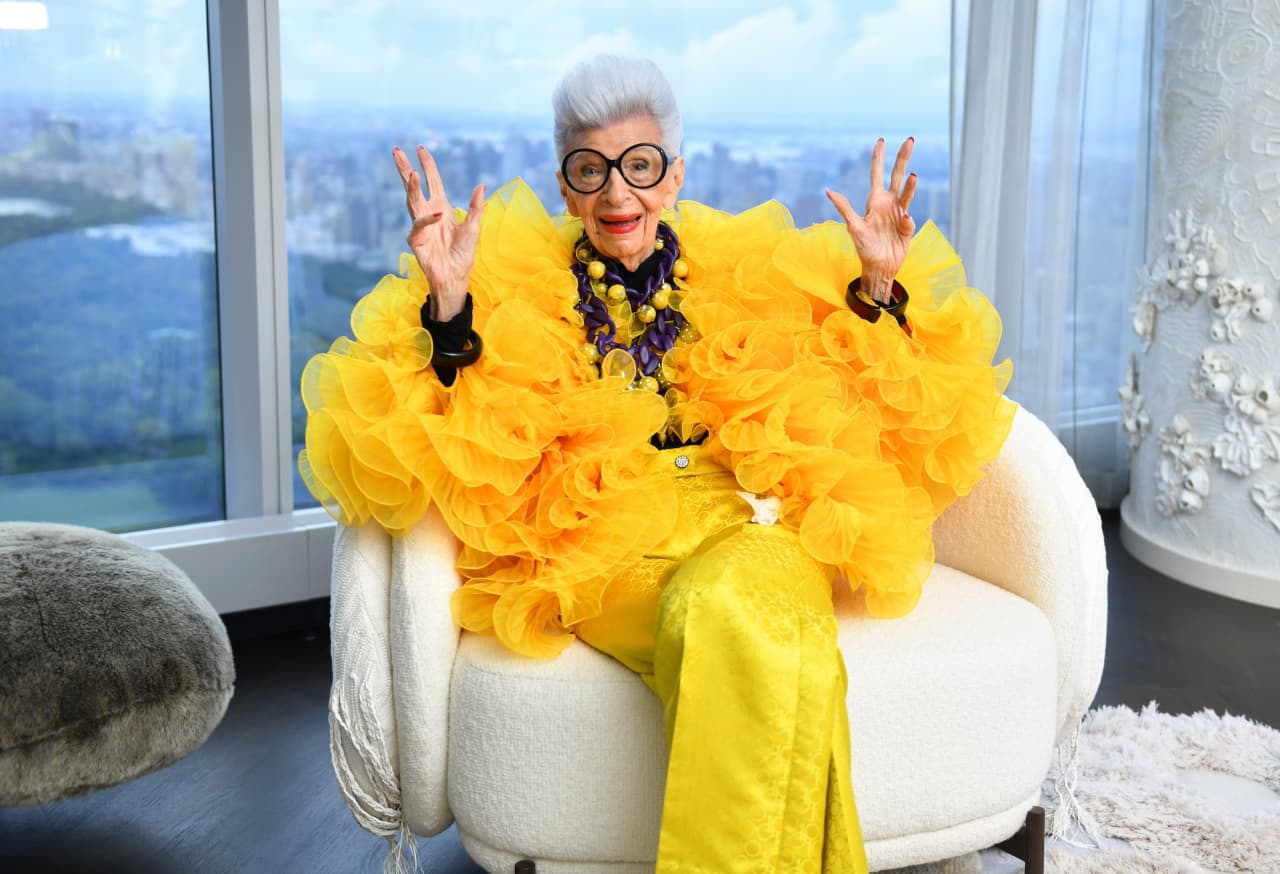 Unique, quirky treasures from the home of the late fashion legend Iris Apfel to be auctioned off—take a look