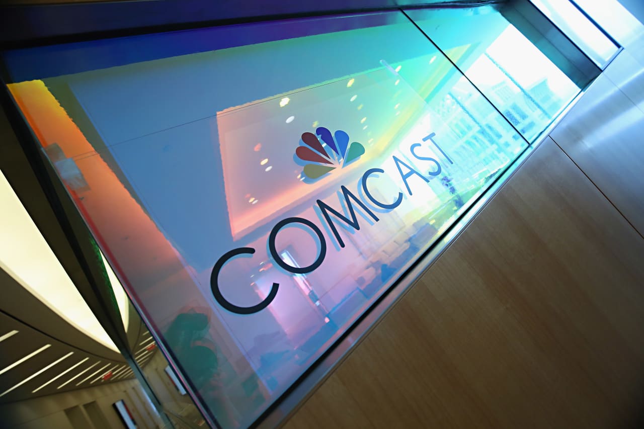 Comcast’s earnings beat offset by continued subscriber losses