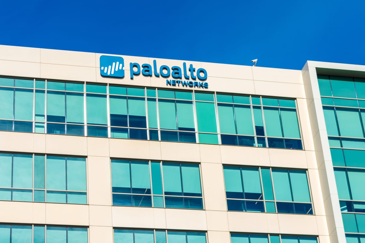 Palo Alto Networks’ stock could fall nearly 30% if this ‘sell’ call plays out