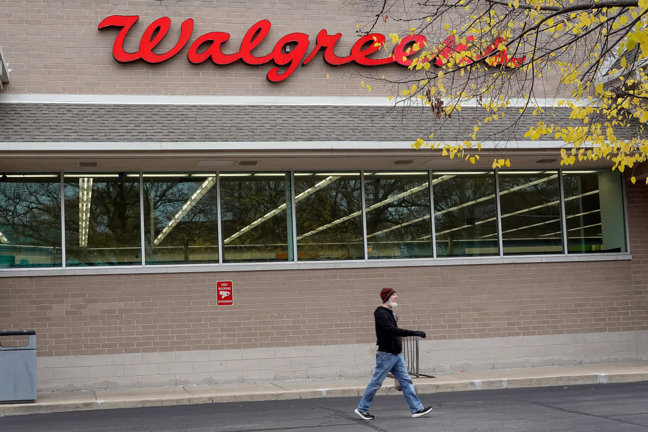 Walgreens stock sinks after DOJ sues over illegal-prescription accusations