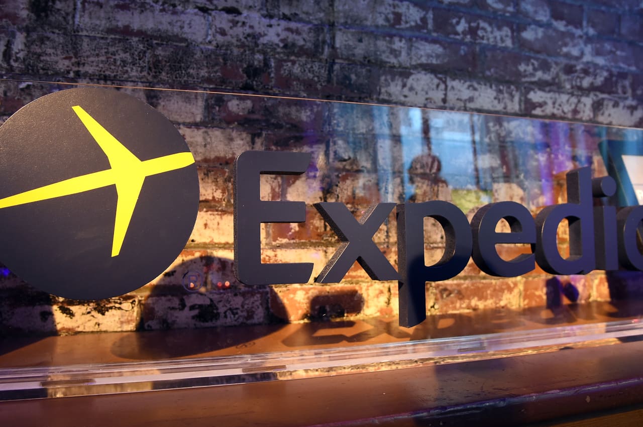 Expedia’s stock rallies as Wall Street cheers the return of its dividend