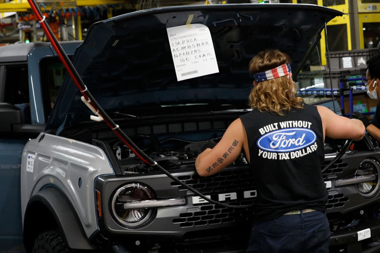 Here’s what is pushing Ford’s stock to its worst showing in 4 years