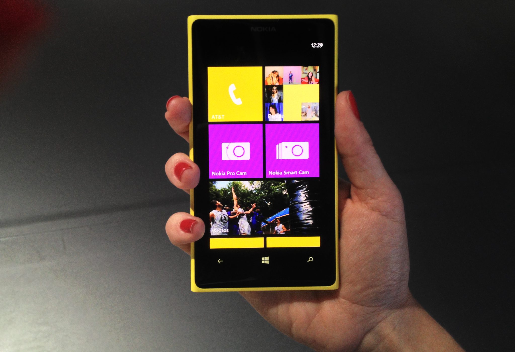 Windows LumiPhone? Modder elegantly fits 2022 iPhone into 2013 Nokia body